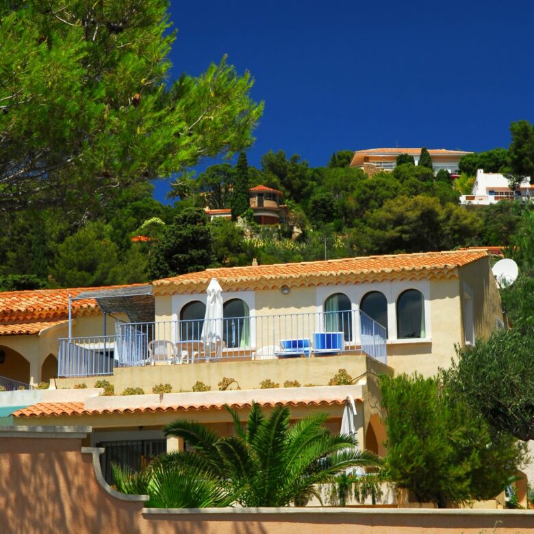 gestion de propriété pour les résidences secondaires sur la Côte d'Azur